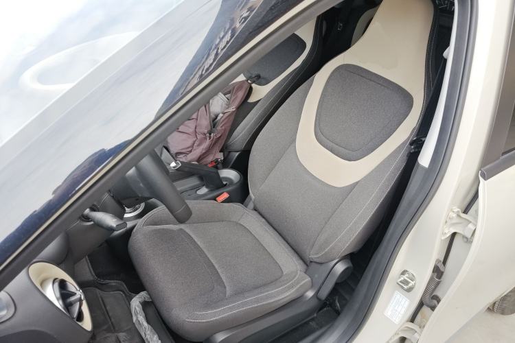 Used Wuling Bingo 2024 203km Light Edition Left Front Seat