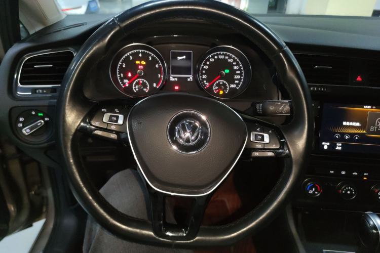 Used Volkswagen Golf 2019 1.6L Automatic Comfort Model China V Standard