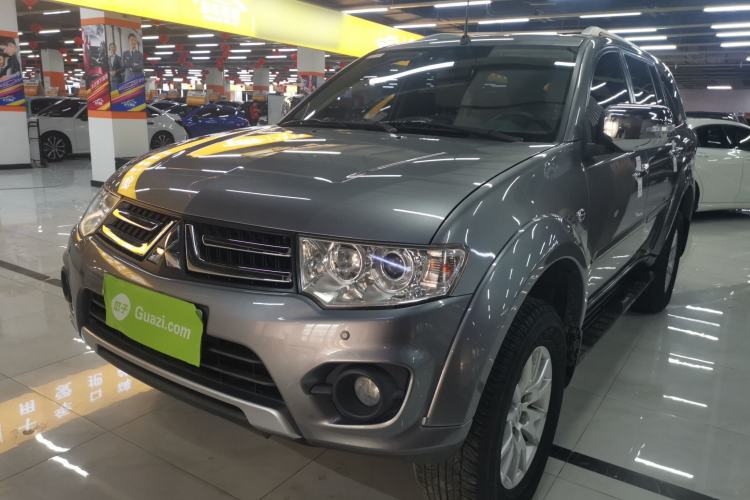 Used Mitsubishi Pajero Sport 2013 3.0L Automatic 4x4 Flagship Edition