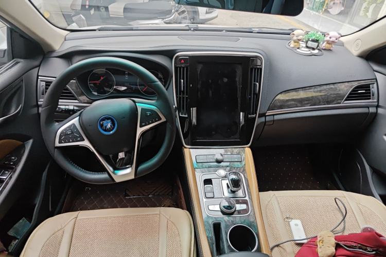 Used BYD Qin New Energy 2017 1.5T Luxury Model