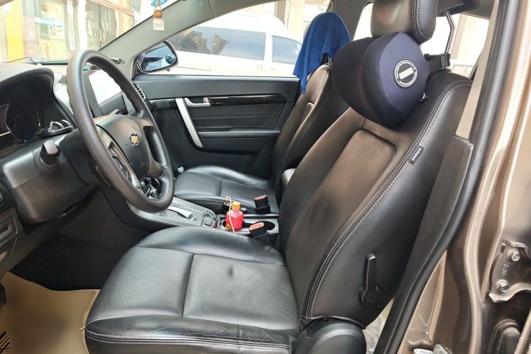 Used Chevrolet Captiva 2017 2.4L Two-Wheel Drive Urban Version 7 Seats Left Front Seat