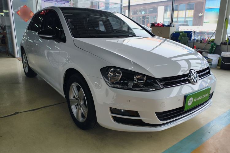 Used Volkswagen Golf 2017 1.6L Automatic Comfort Million-Vehicle Anniversary Edition