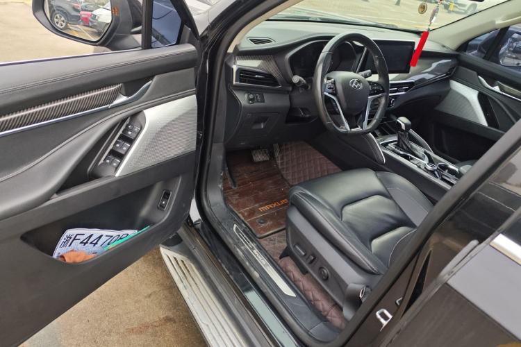 Used SAIC MAXUS D90 2017 2.0T Automatic All-Wheel Drive Sirius