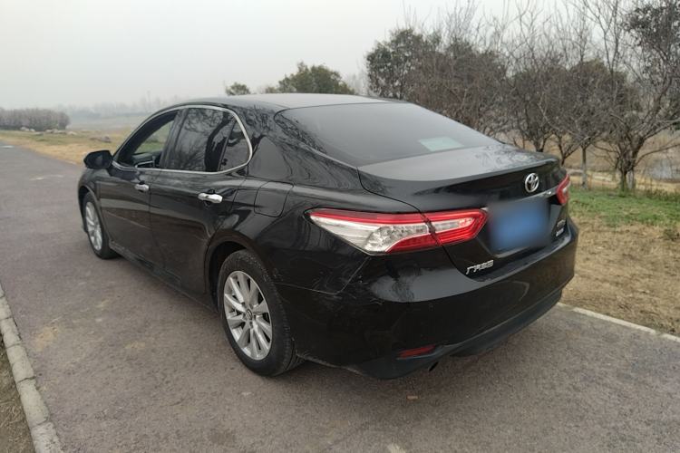 Used Toyota Camry 2019 Revised Version 2.0G Luxury Edition Exterior 5