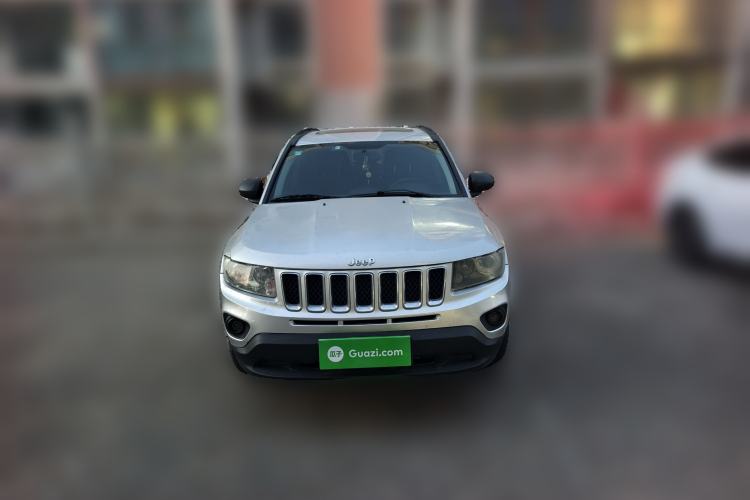 Used Jeep Compass 2011 2.4L four-wheel drive luxury version
