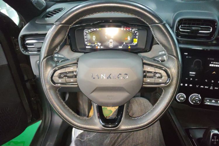 Used Lynk & Co 02 Hatchback 2022 2.0TD Pro
