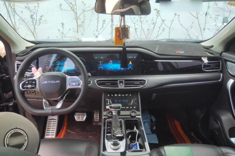 Used JETOUR X90 2020 1.6T DCT Shadow Edition 5-seater Center Console