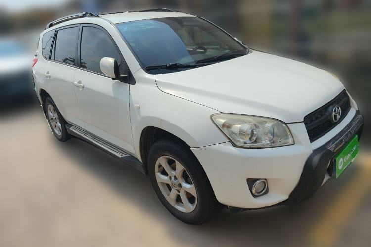 Used Toyota RAV4 2012 Luxurious Edition 2.0L Automatic All-Wheel Drive
