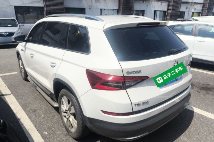 Used Skoda Kodiaq 2018 Facelifted TSI330 5-Seater Two-Wheel-Drive Luxury Enjoyment Edition Exterior 2