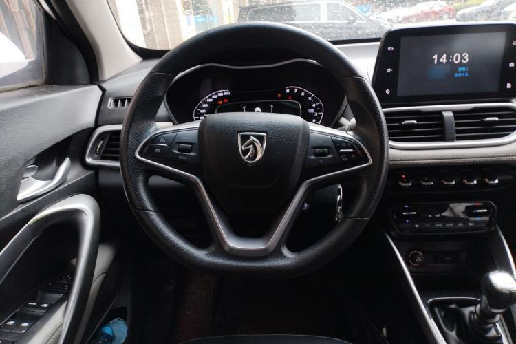 Used Baojun 510 2017 1.5L Manual Fashion Model