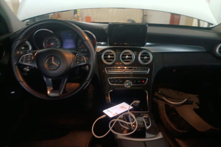 Used Mercedes-Benz C-Class 2015 C 200 L