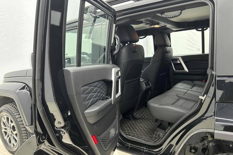 Used BAIC Off-Road BJ40 2024 2.0T Urban Hunter Honor Edition