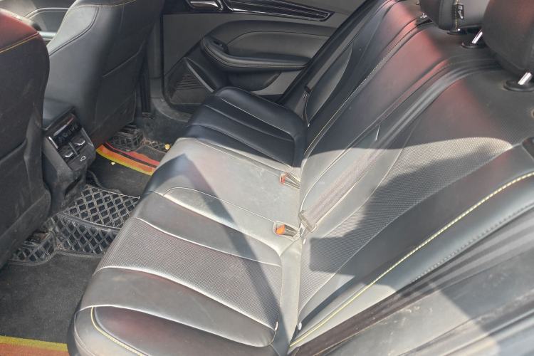 Used Roewe i5 2021 1.5L CVT Diamond Edition
