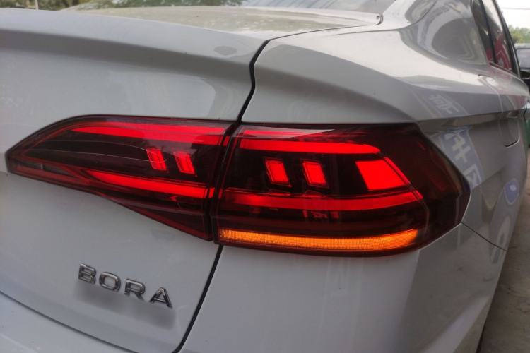 Used Volkswagen Bora 2023 200TSI DSG Comfort Edition Right Rear Taillight