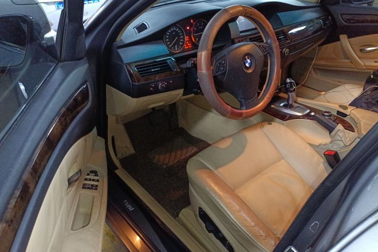 Used BMW 5 Series 2010 523Li Luxury Model Driver Seat