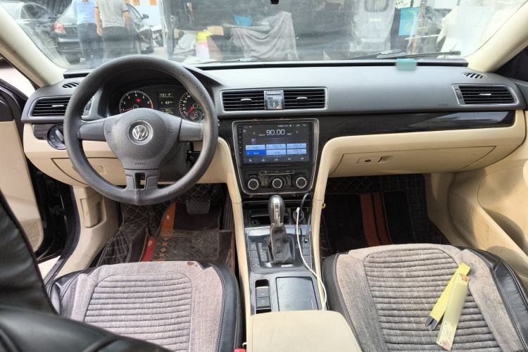 Used Volkswagen Passat 2014 1.8TSI Automatic Prestige Edition
