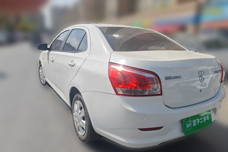 Used Baojun 630 2013 1.5L manual standard version Rear Left 45 Deg