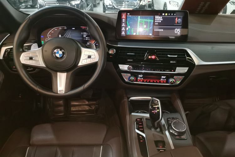 Used BMW 5 Series 2023 530Li Luxury Edition M Sport Package