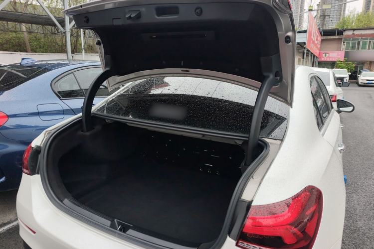 Used Mercedes-Benz A-Class 2021 A 200 L Sport Sedan Fashion Model