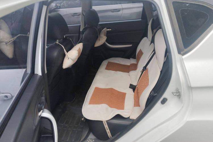 Used CHANGAN CS35 2016 1.6L Manual Luxury Model China IV Standard
