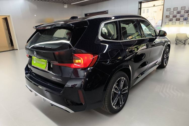 Used BMW iX1 2023 xDrive30L M Sport Package
