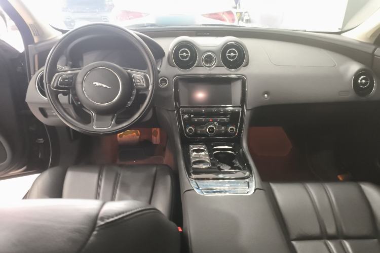 Used Jaguar XJ 2016 XJL 3.0 SC Two-Wheel-Drive Elegant Business Edition