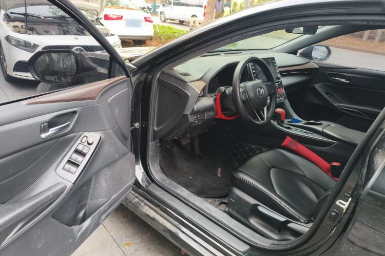 Used Toyota Avalon 2019 2.0L Ambition Edition China VI