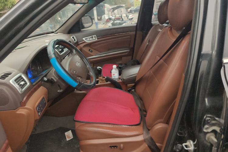 Used Huatai Boliger 2014 2.0T Manual Two-Wheel Drive Smart & Quiet Edition Left Front Seat