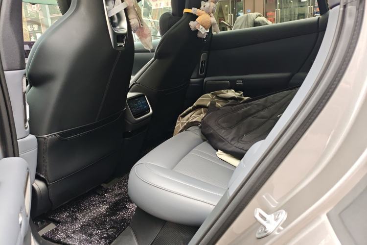 Used Xiaomi Auto YU7 2025 Ultra-Long Range Rear-Wheel Drive Version
