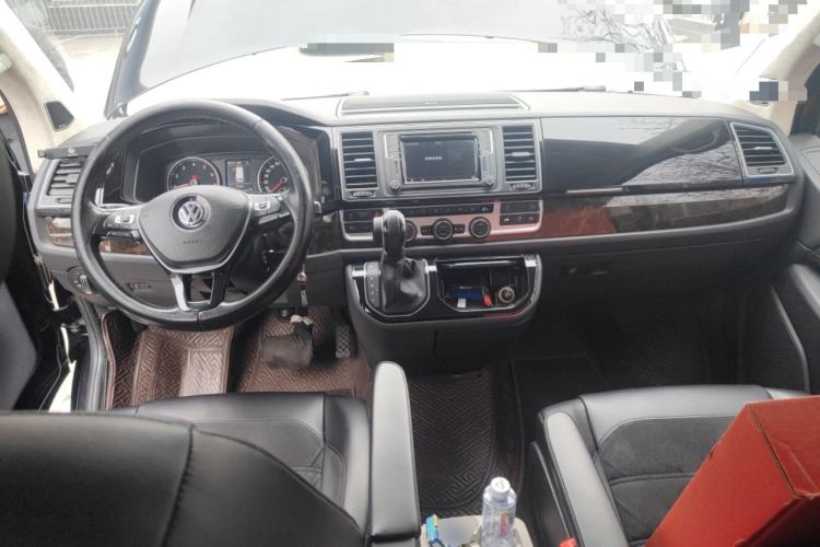 Used Volkswagen Multivan 2018 2.0 TSI 4x4 Prestige Edition 7-Seater Center Console