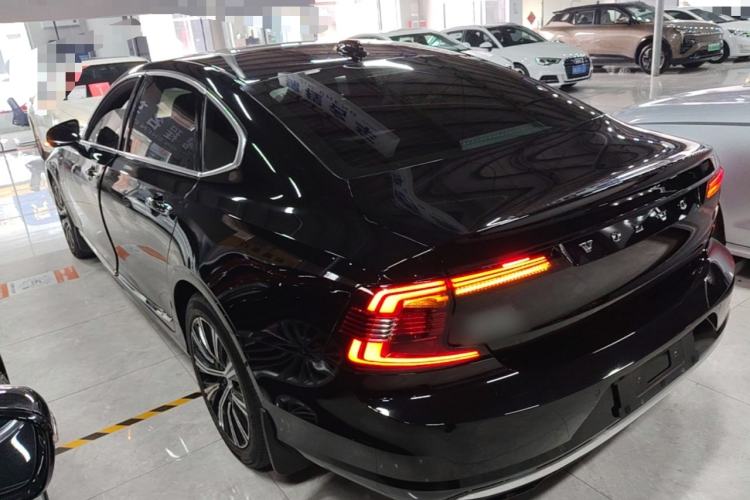 Used Volvo S90 New Energy 2021 T8 eDrive Hybrid Zhiyi Luxury Edition Rear Left 45 Deg