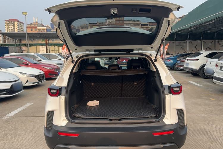 Used Mazda CX-50 2023 2.0L Leading Edition Trunk