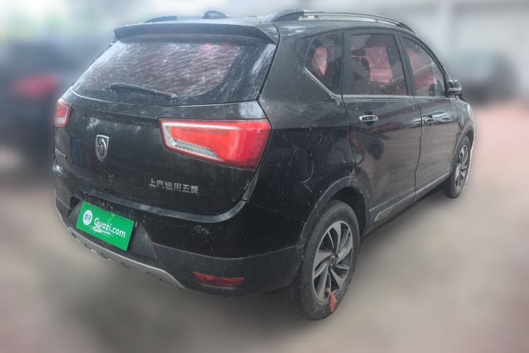 Used Baojun 560 2015 1.8L manual luxury version