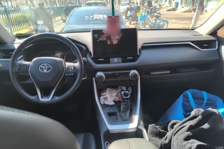 Used Toyota Wildlander 2022 2.0L CVT Two-Wheel Drive Luxury Edition