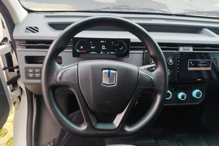 Used Farizon Xingxiang V 2023 V6E Zhonghang Lithium Battery 38.64kWh Value Edition Steering Wheel