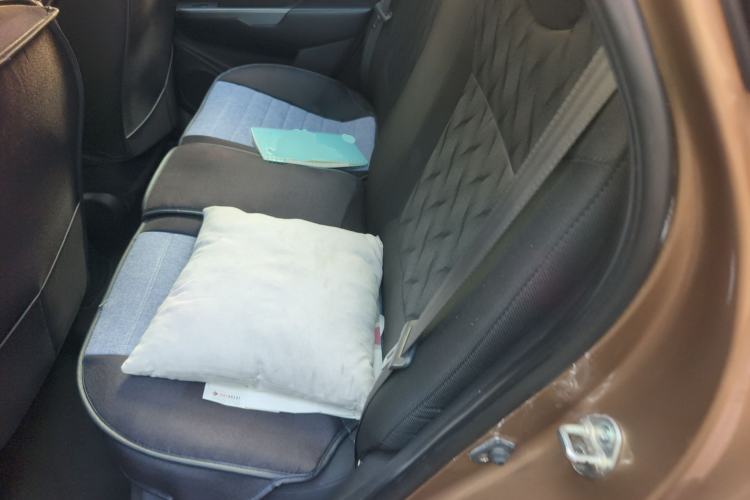 Used Kia K2 2015 Sedan 1.4L MT GLS