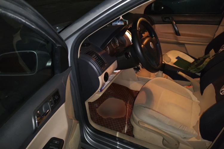 Used Volkswagen Polo 2009 Jingqu 1.4L Manual Elegant Edition
