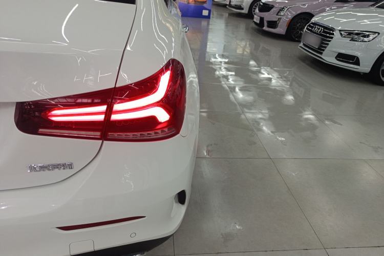 Used Mercedes-Benz A-Class 2022 A 200 L Sport Sedan Fashion Model Right Rear Taillight