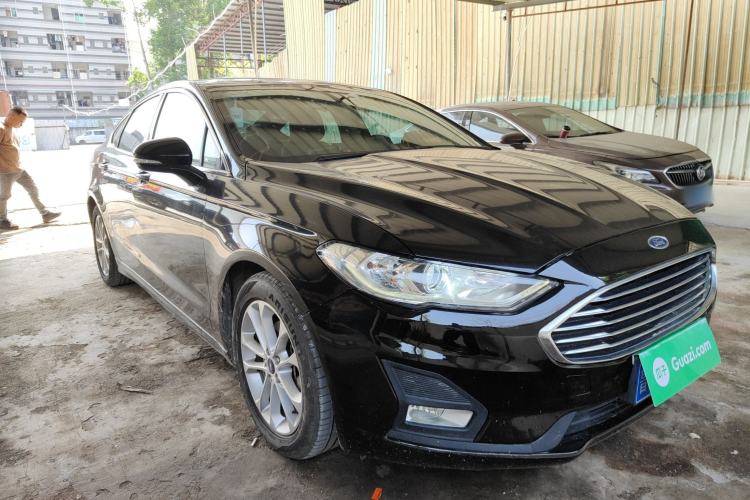 Used Ford Mondeo 2018 EcoBoost 200 Smart Control Fashion Model China VI Standard