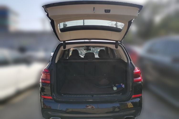 Used BMW X3 2018 xDrive30i Luxury Edition M Sport Package China VI Trunk