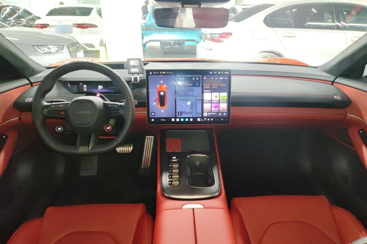 Used Xiaomi Auto SU7 2024 Four-Wheel Drive Ultra-Long Range Advanced Intelligent Driving Max Edition Center Console