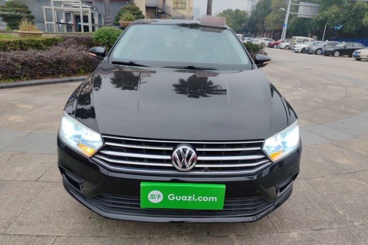 Used Volkswagen Bora 2016 1.6L Manual Fashion Edition