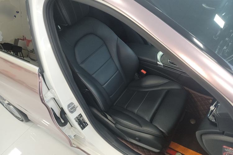 Used Mercedes-Benz C-Class 2021 C 200 L Fashion Edition Sport Version Right Front Seat