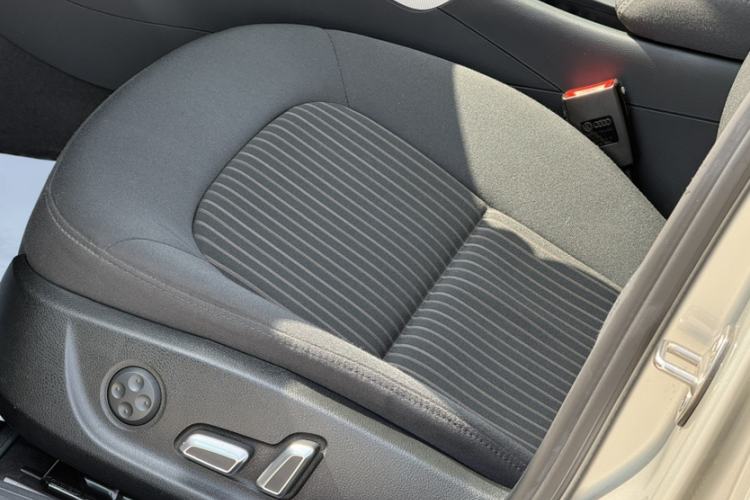 Used Audi A4L 2016 30 TFSI Collector's Edition Automatic Comfort Model