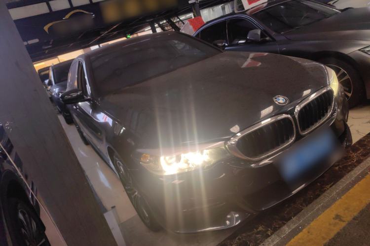 Used BMW 5 Series 2018 530Li Leading Model M Sport Package
