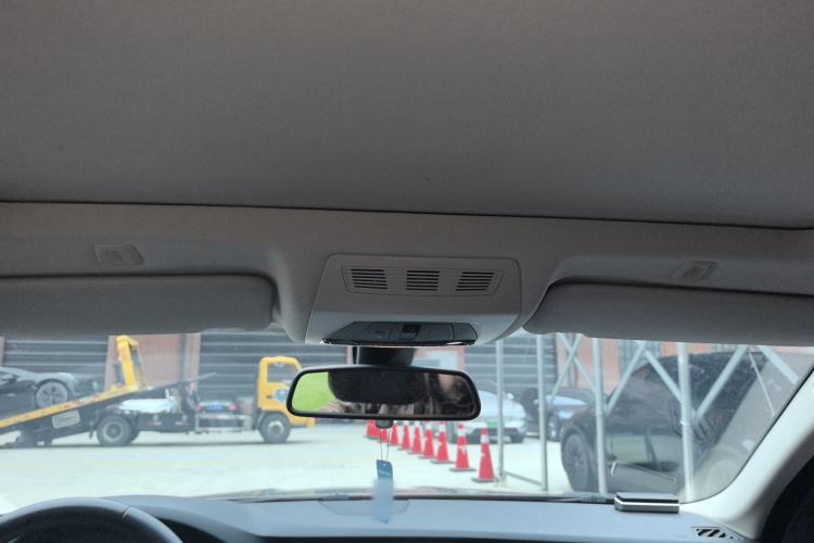 Used BMW 5 Series 2014 525Li Luxury Design Package