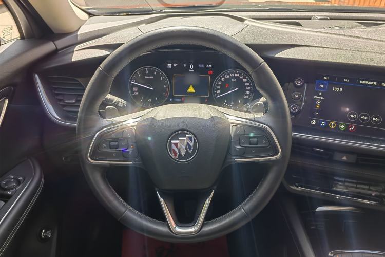 Used Buick Envision 2021 Encore Plus 652T 7-Seater Four-Wheel-Drive Luxury Model Steering Wheel
