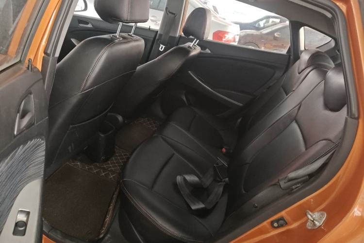 Used Hyundai Verna Ray 2014 1.4L Manual GLX
