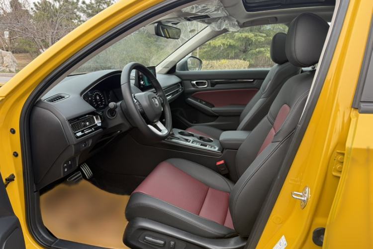 Used Honda Integra 2023 HATCHBACK 240TURBO CVT Phantom Night Deluxe Edition Interior 5