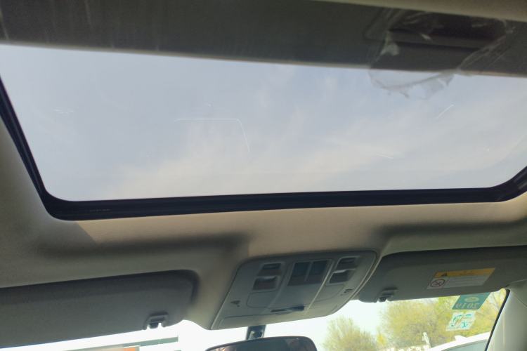 Used Chevrolet Malibu 2017 1.5T Automatic Luxury Edition Headliner